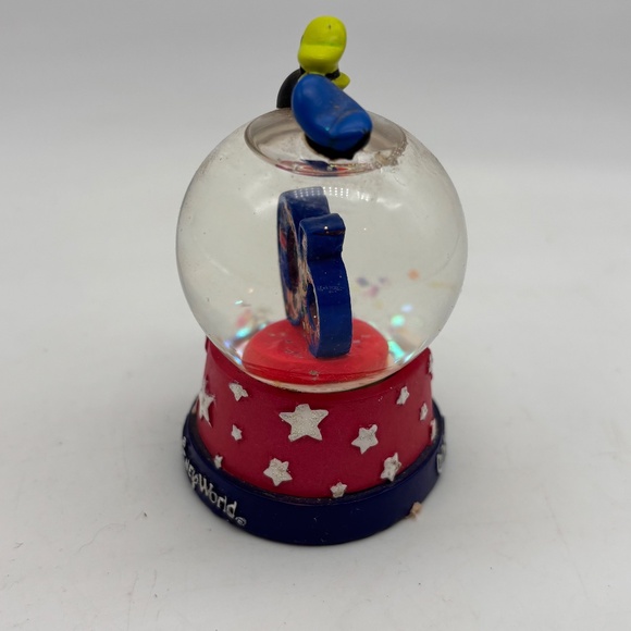 Disney Parks Walt Disney World WDW '06 Collectible Character Mini Snow Globe - Picture 4 of 9